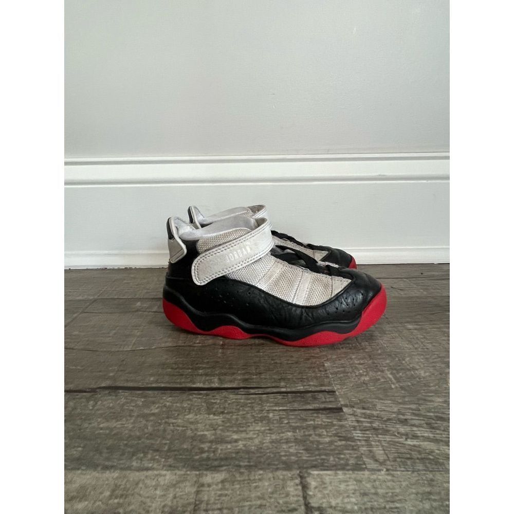 Kids Jordan 6 rings black, university red and white